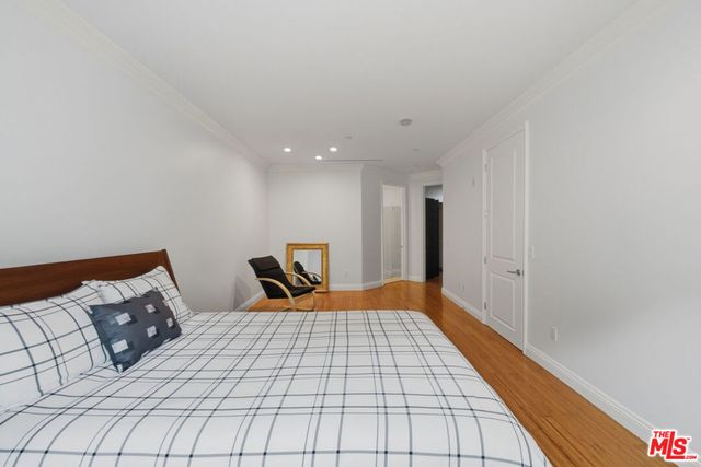 8121 Norton Avenue 201, Los Angeles, CA 90046