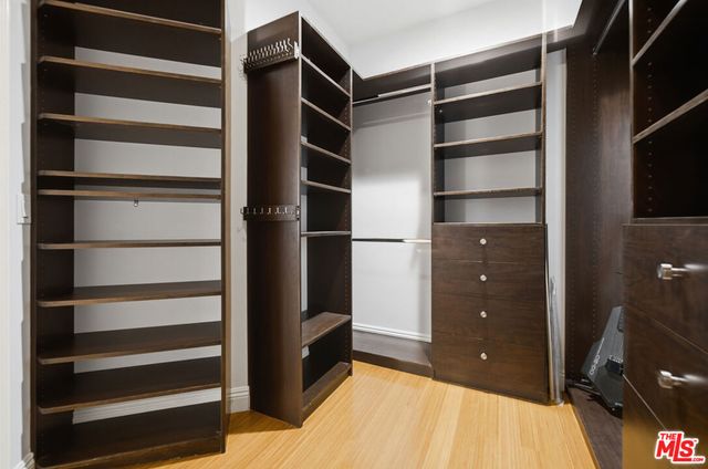 8121 Norton Avenue 201, Los Angeles, CA 90046