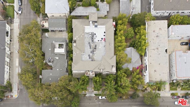 8121 Norton Avenue 201, Los Angeles, CA 90046