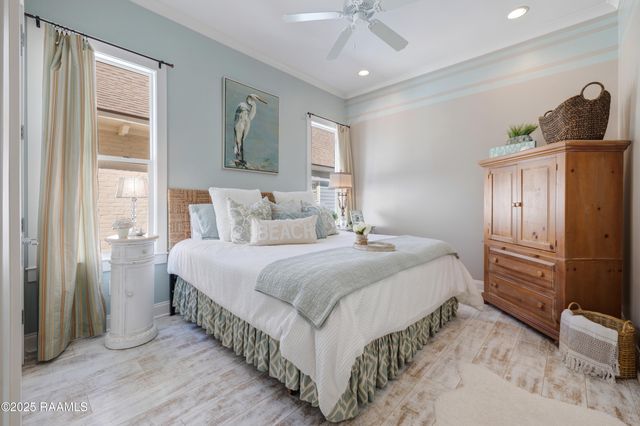 102 Shore Drive, Youngsville, LA 70592