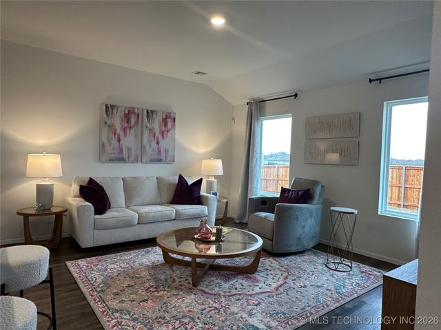 28134 E 118th Place S, Coweta, OK 74429