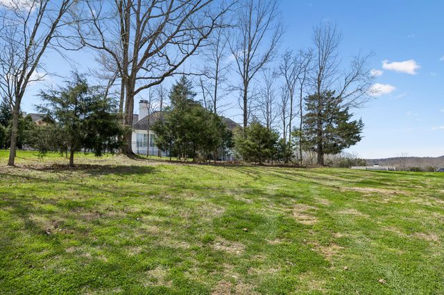 7305 Harlow Dr, College Grove, TN 37046