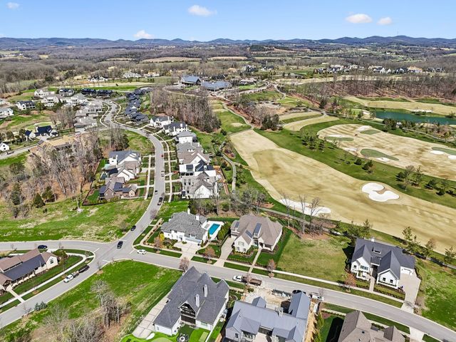 7305 Harlow Dr, College Grove, TN 37046