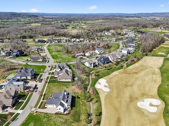 7305 Harlow Dr, College Grove, TN 37046