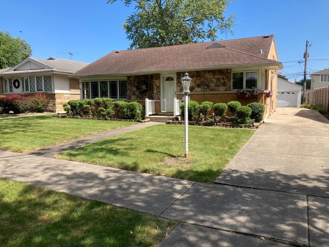 8719 N Oriole Avenue, Niles, IL 60714