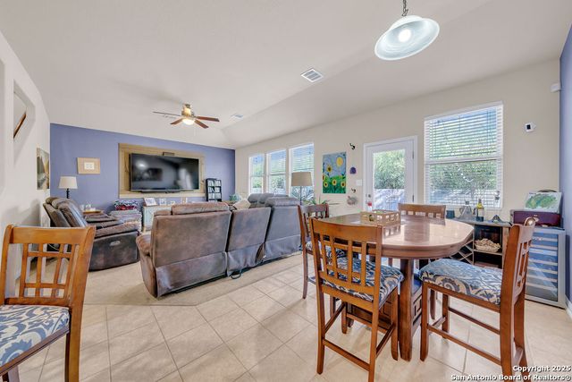 10222 shawnee, Converse, TX 78109