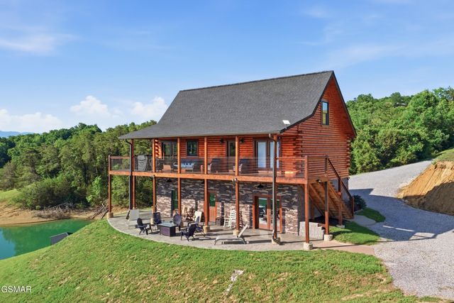 375 Perry Branch Way, Sevierville, TN 37876