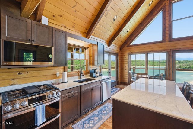 375 Perry Branch Way, Sevierville, TN 37876