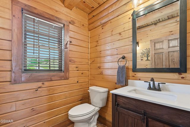 375 Perry Branch Way, Sevierville, TN 37876