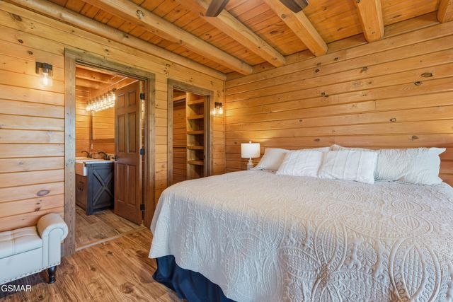 375 Perry Branch Way, Sevierville, TN 37876