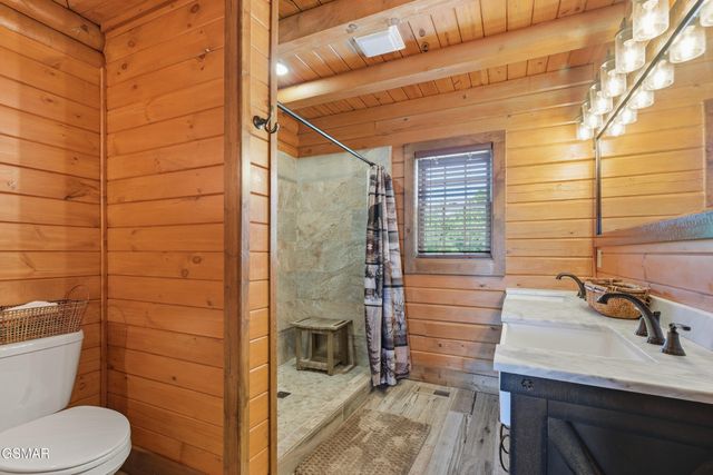375 Perry Branch Way, Sevierville, TN 37876
