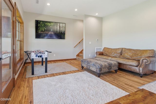 375 Perry Branch Way, Sevierville, TN 37876