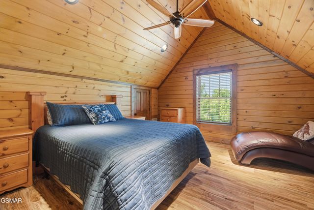 375 Perry Branch Way, Sevierville, TN 37876