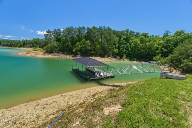 375 Perry Branch Way, Sevierville, TN 37876