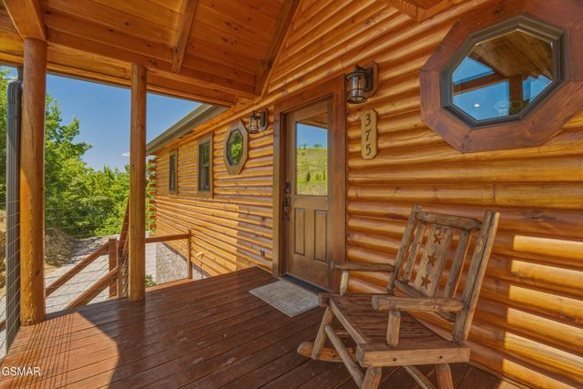 375 Perry Branch Way, Sevierville, TN 37876