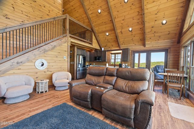 375 Perry Branch Way, Sevierville, TN 37876