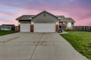 232 N Salt Creek Ct., Clearwater, KS 67026