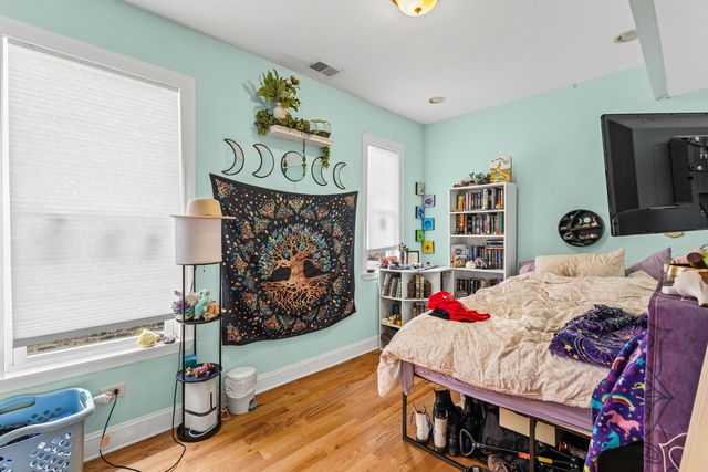 7341 N Honore Street, Chicago, IL 60626