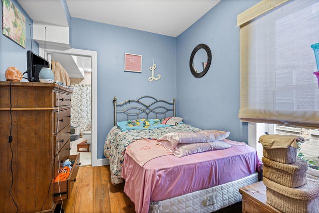 7341 N Honore Street, Chicago, IL 60626