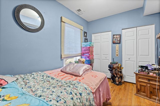 7341 N Honore Street, Chicago, IL 60626