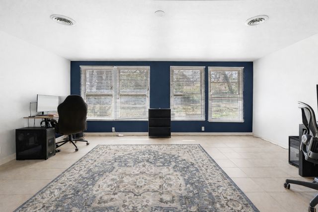 1610 Laurelwood Drive, Denton, TX 76209