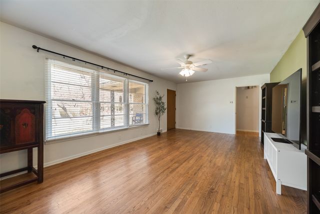 1610 Laurelwood Drive, Denton, TX 76209