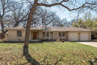 1610 Laurelwood Drive, Denton, TX 76209
