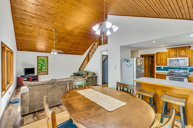 1875 Holton Whitehall Road, Whitehall, MI 49461