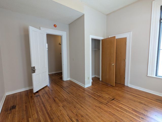 2106 Elliot Avenue, Minneapolis, MN 55404