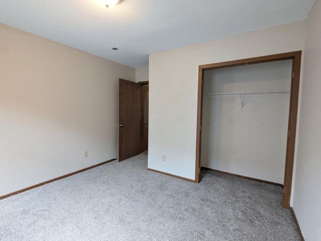 2106 Elliot Avenue, Minneapolis, MN 55404