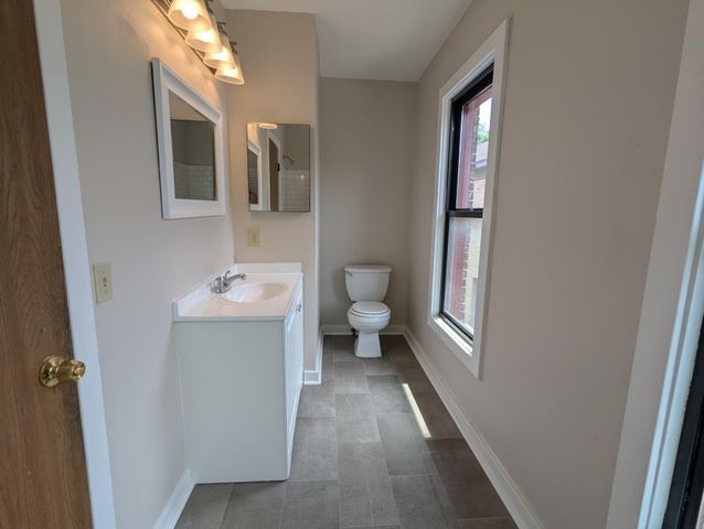 2106 Elliot Avenue, Minneapolis, MN 55404