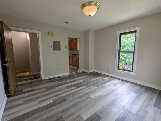 2106 Elliot Avenue, Minneapolis, MN 55404