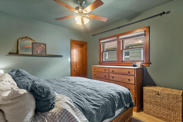 3260 Dayfield AVENUE, Milwaukee, WI 53207