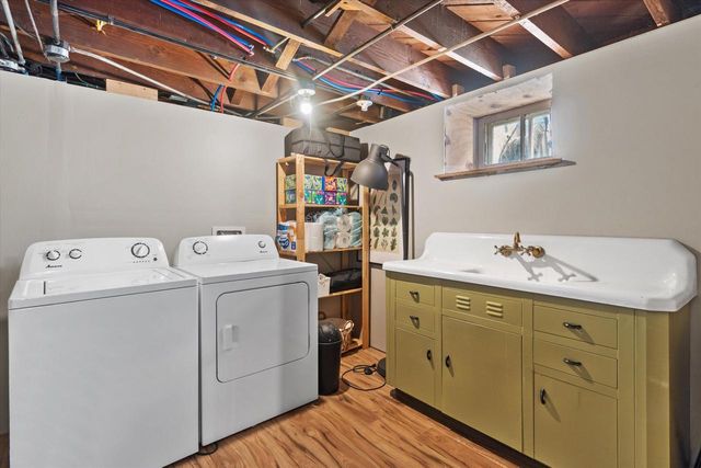 3260 Dayfield AVENUE, Milwaukee, WI 53207