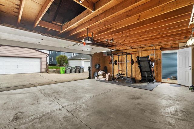 3260 Dayfield AVENUE, Milwaukee, WI 53207