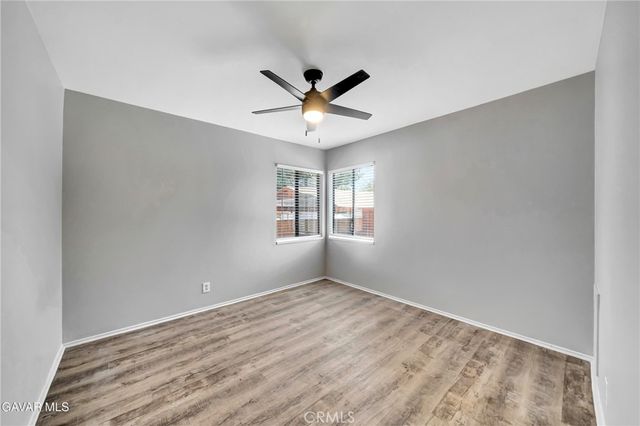 1160 W Avenue J5, Lancaster, CA 93534