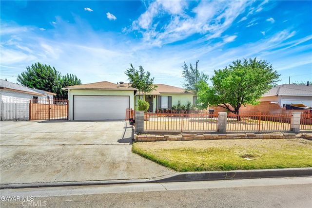 1160 W Avenue J5, Lancaster, CA 93534
