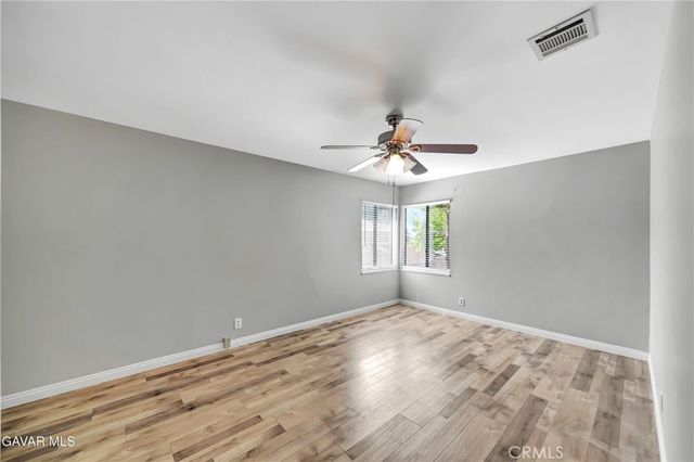 1160 W Avenue J5, Lancaster, CA 93534