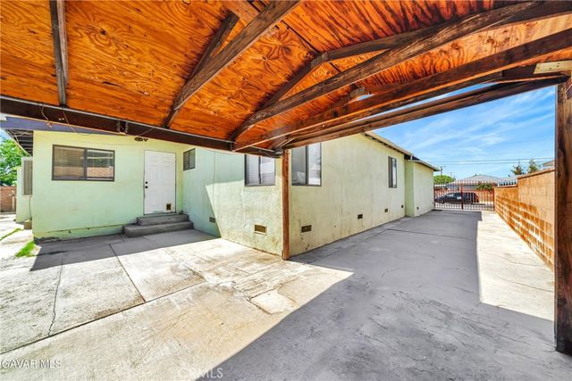 1160 W Avenue J5, Lancaster, CA 93534