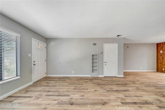 1160 W Avenue J5, Lancaster, CA 93534