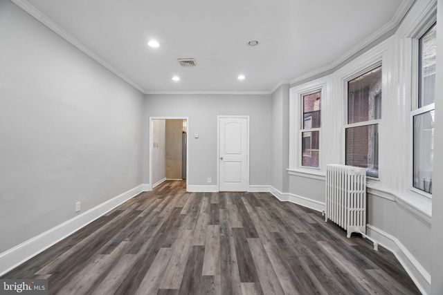 6033 W OXFORD ST, Philadelphia, PA 19151