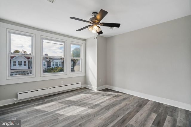 6033 W OXFORD ST, Philadelphia, PA 19151