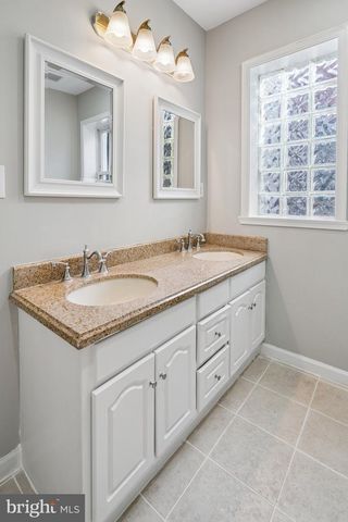 6033 W OXFORD ST, Philadelphia, PA 19151