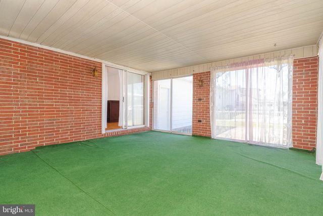 12 ROBINSON AVE, Dundalk, MD 21222