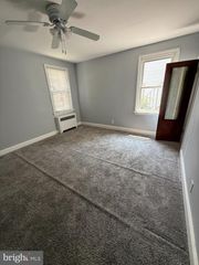 1918-20 HOFFNAGLE ST, Philadelphia, PA 19152