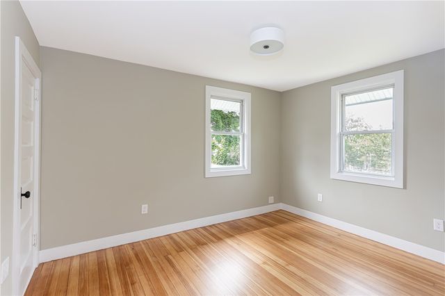 439 Broadway Street D, Newport, RI 02840