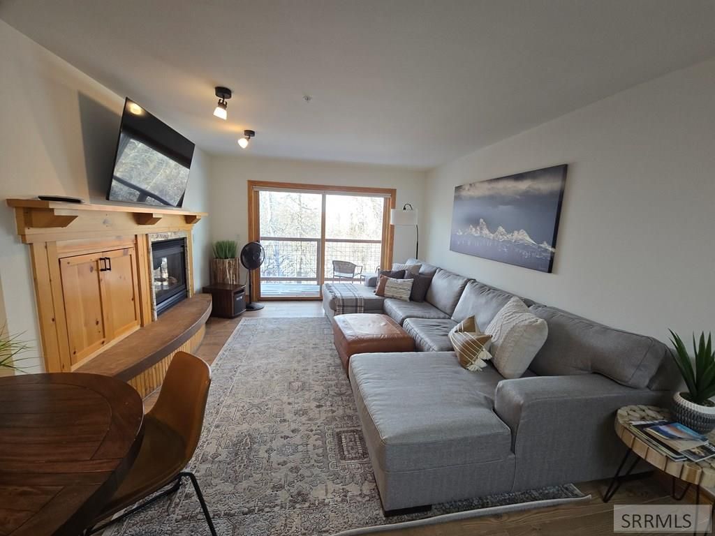 Image 2 of property listing at 2740 Shadowmoon # 221, Driggs, ID 83422