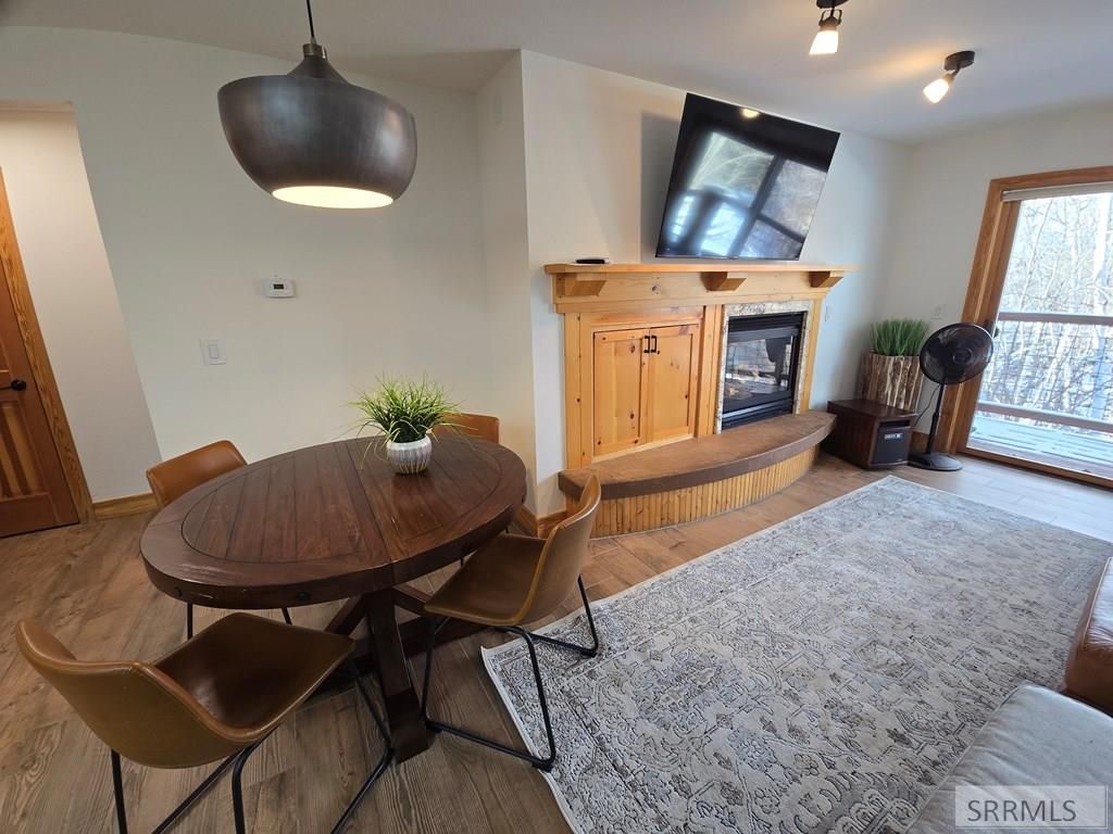 Image 4 of property listing at 2740 Shadowmoon # 221, Driggs, ID 83422
