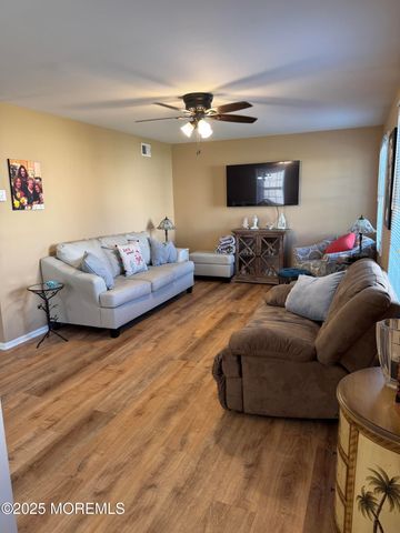 56 Largo San Nicola A, Freehold, NJ 07728