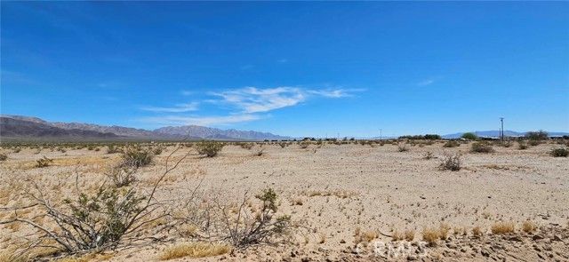 3017 Shadow Mountain, Twentynine Palms, CA 92277